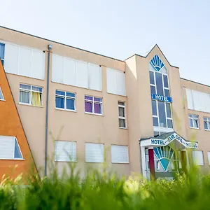 Europa Garni Hotel